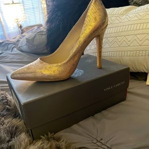 Vince Camuto light gold 3.75 inch pumps. New without tags